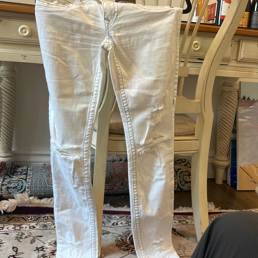 True Religion white skinny jeans. Size 27.